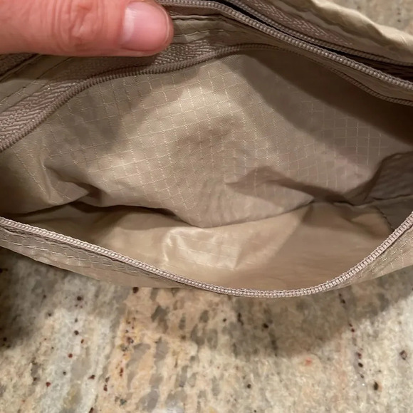 Eagle creek adjustable fanny pack - Picture 8 of 12